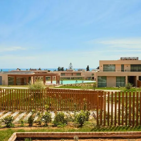 Senhora Da Rocha Beach Great Flat Porches (Algarve)
