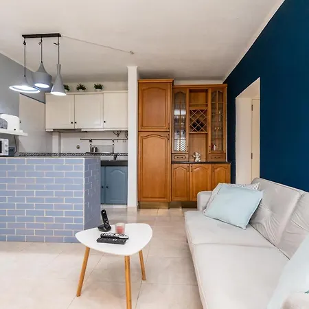 Senhora Da Rocha Beach Great Flat Porches (Algarve)